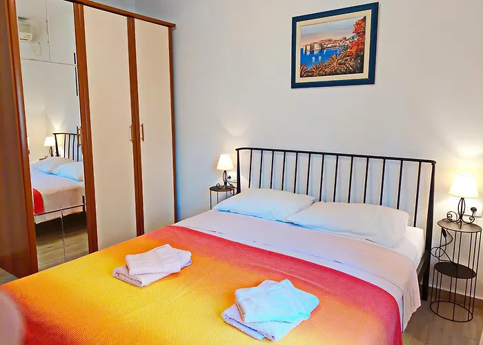 Apartment Two Sisters Trogir