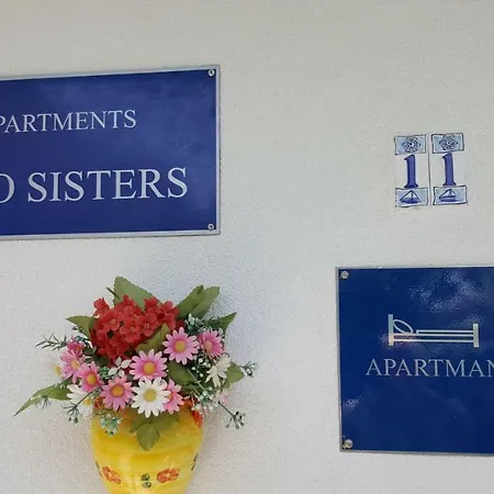 Two Sisters