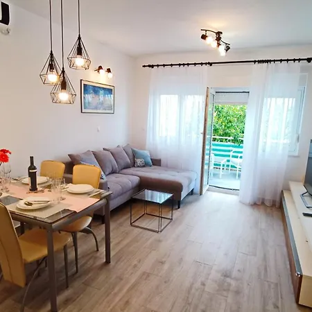 Apartment Two Sisters Trogir